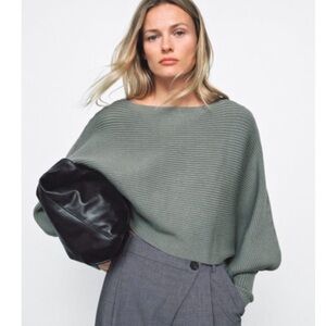 Zara Cropped Sweater